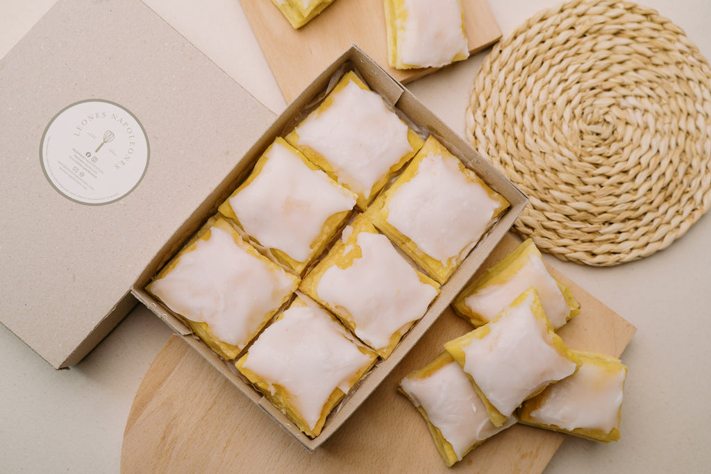 Leones Napoleones Tasting Box with 6 freshly baked pastries